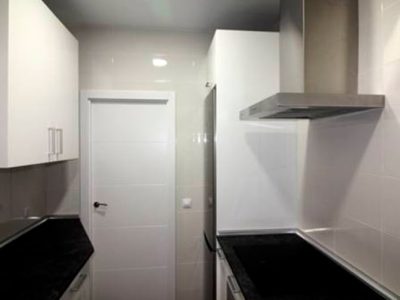 pro11-reforma-de-cocina-encimera-formica